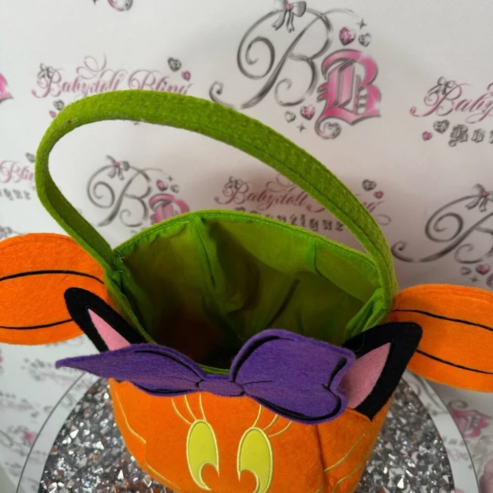 Disney bucket Halloween pumpkin kitty cat Minnie Mouse trick or treat handle
